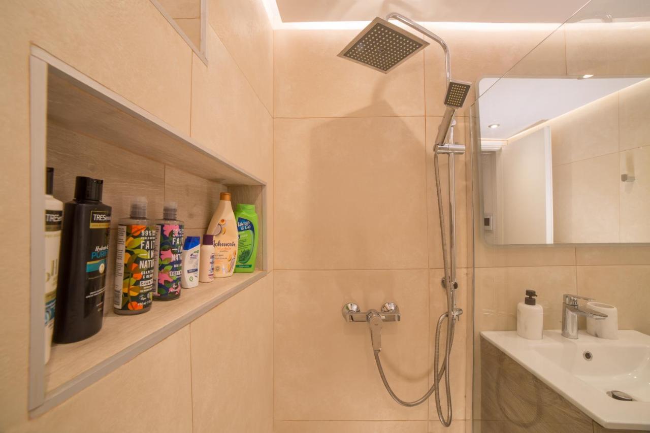 Del Mar Luxury Apartment 30M From The Beach Pórto Ráfti المظهر الخارجي الصورة
